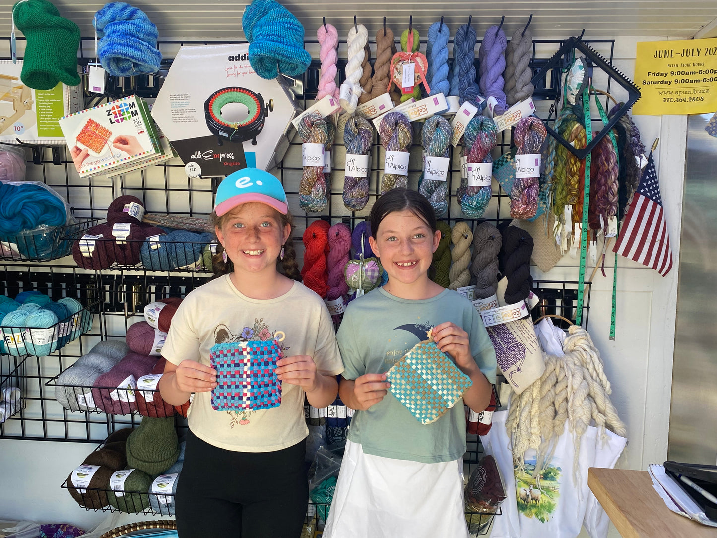 Kids Weaving - Potholder Loom